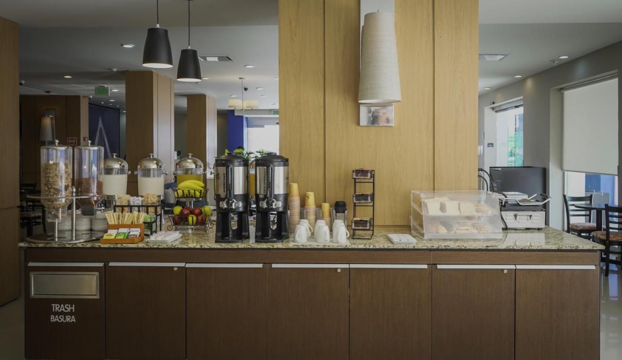 Staybridge Suites Guadalajara Expo By Ihg Zapopan Eksteriør bilde
