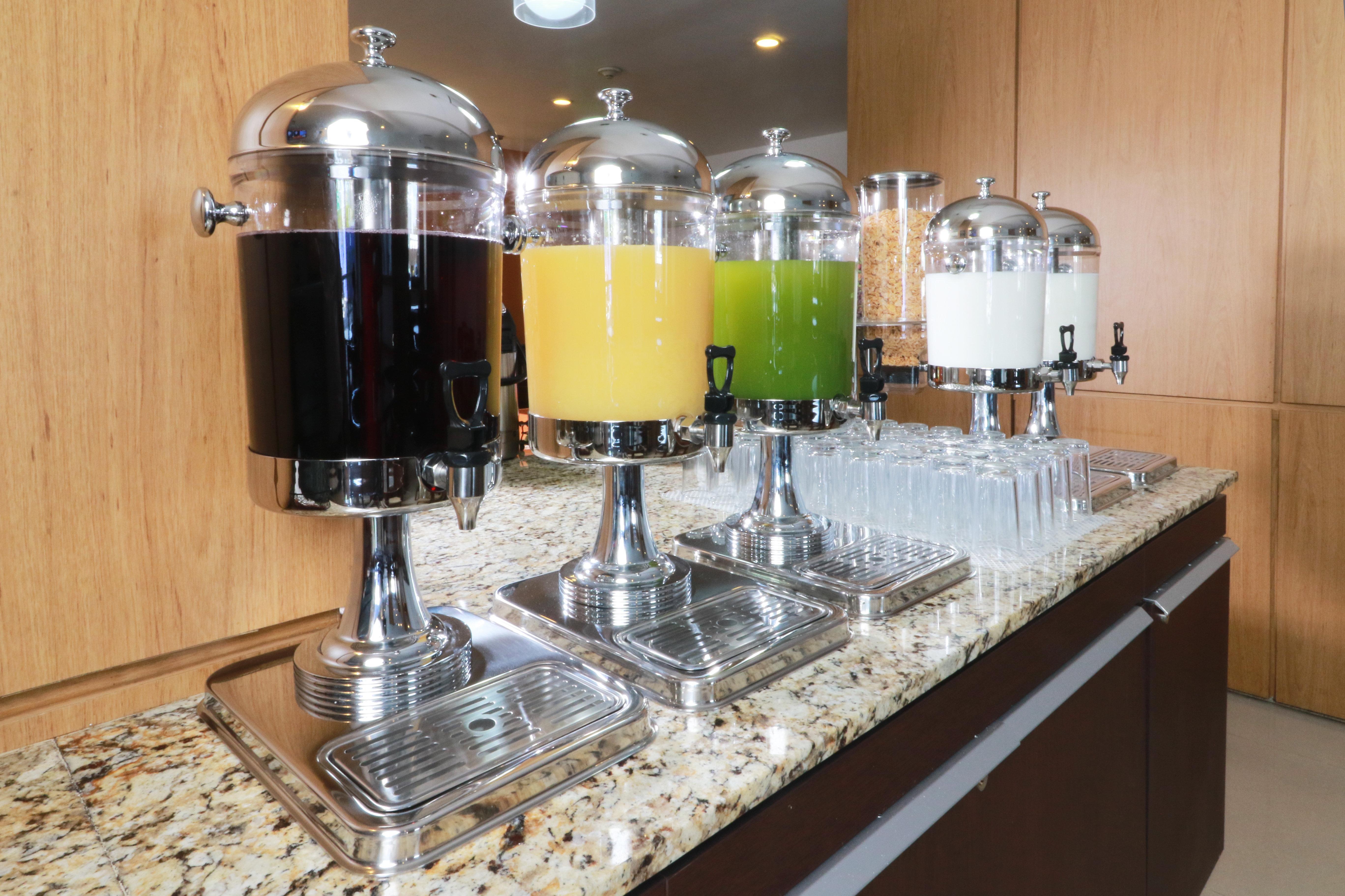 Staybridge Suites Guadalajara Expo By Ihg Zapopan Eksteriør bilde
