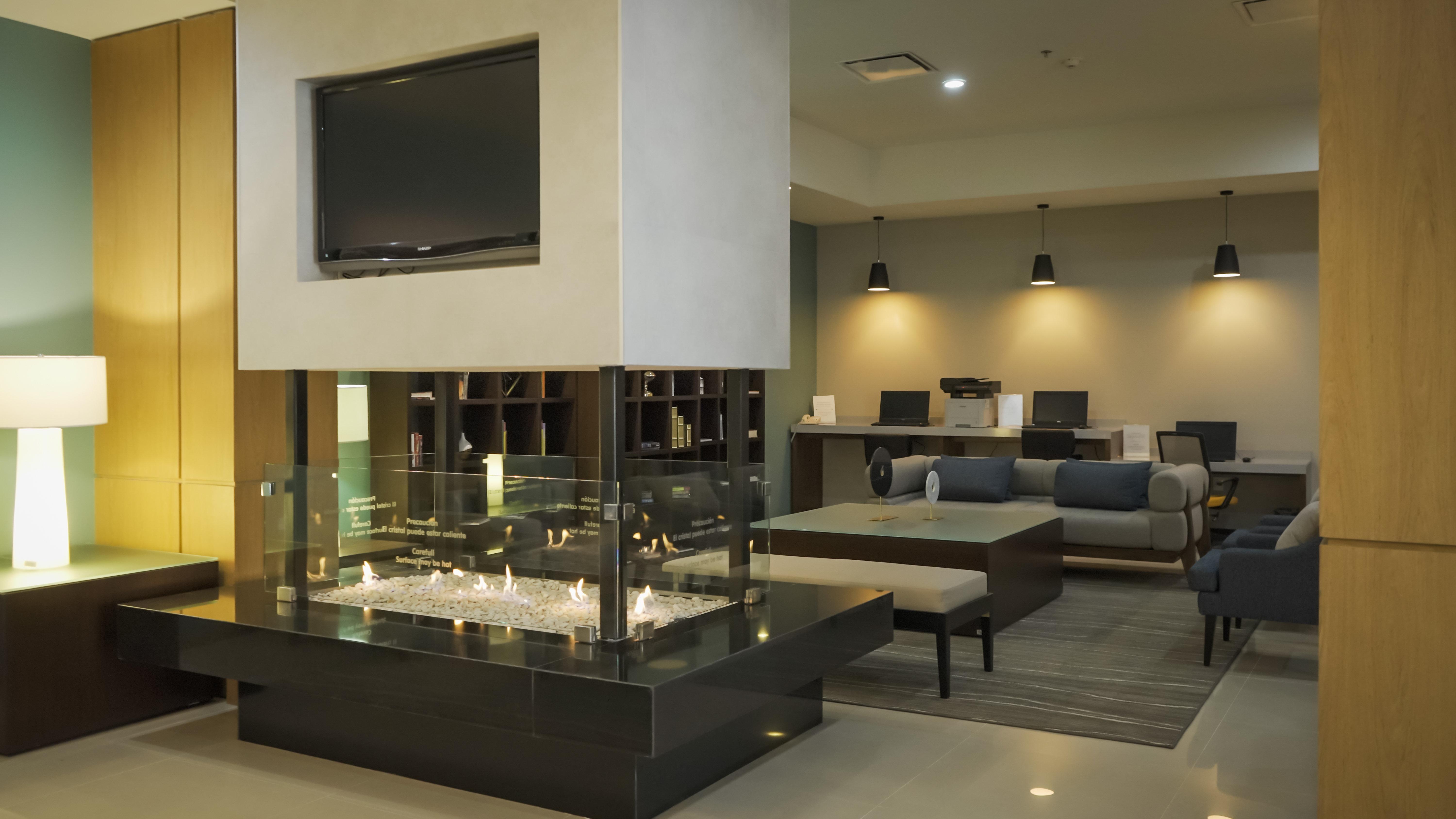 Staybridge Suites Guadalajara Expo By Ihg Zapopan Eksteriør bilde